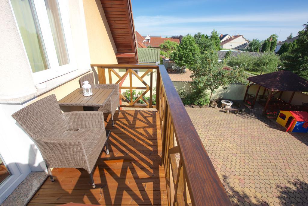 Royal Apartman Hajduszoboszlo Bagian luar foto